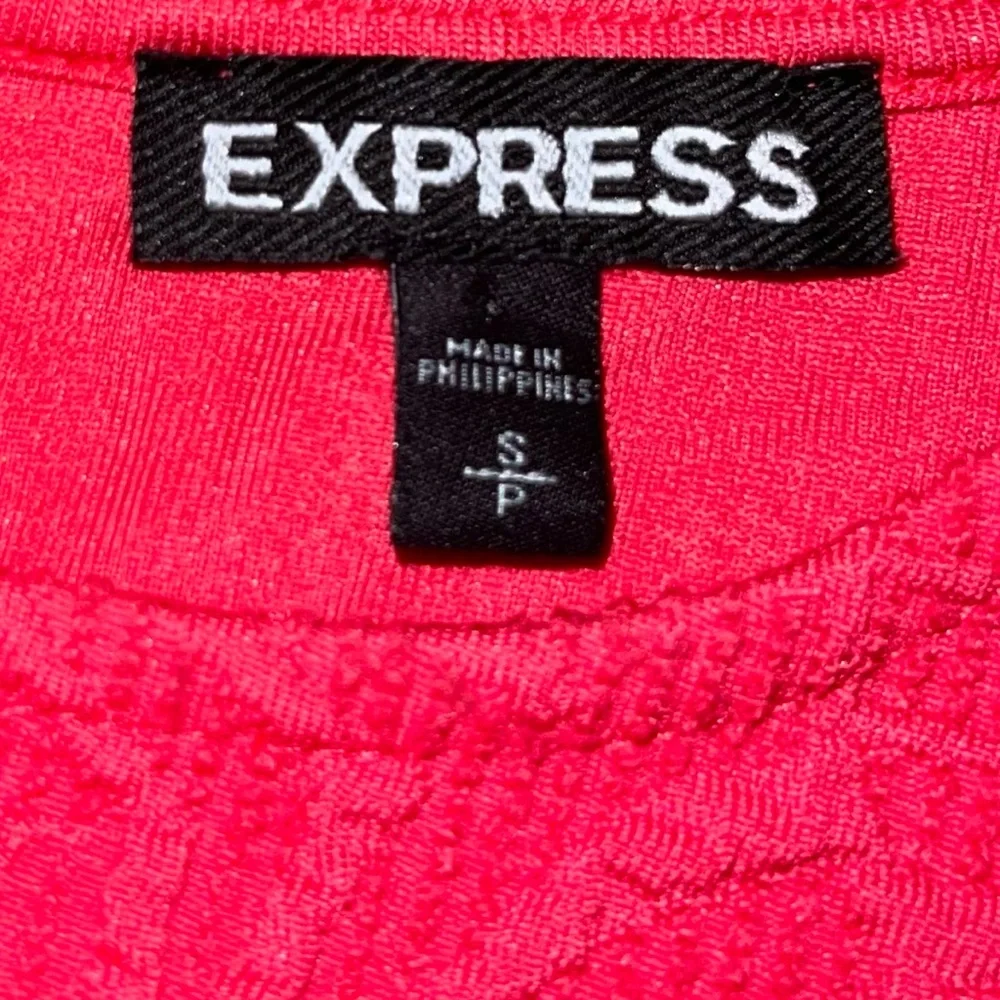 Express Women’s Red Coral Sleeveless Peplum Blouse Shirt Top Size S - Picture 4 of 4